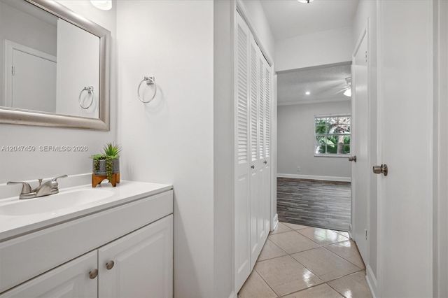 6209 Bay Club Drive 4, Fort Lauderdale, FL 33308