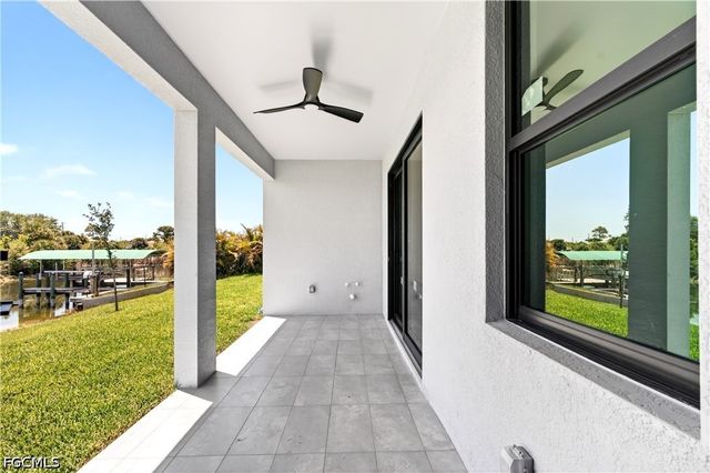 618 NE 12th ST, Cape Coral, FL 33909