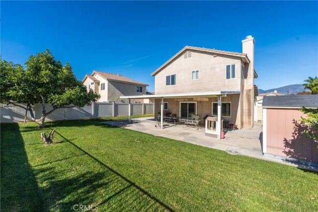2015 W 16th, San Bernardino, CA 92411