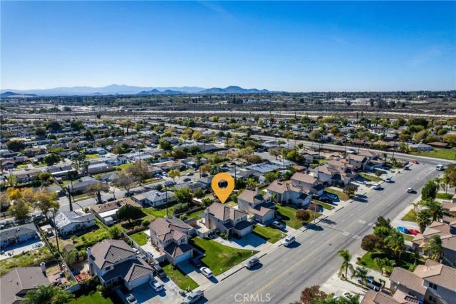 2015 W 16th, San Bernardino, CA 92411