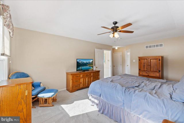 131 NOTTINGHAM DR, Richboro, PA 18954