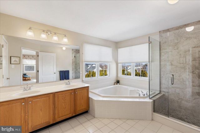 131 NOTTINGHAM DR, Richboro, PA 18954