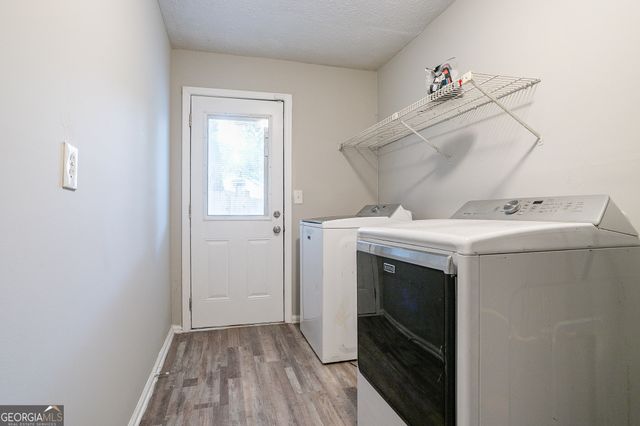 1507 Hillside Drive SE, Conyers, GA 30094