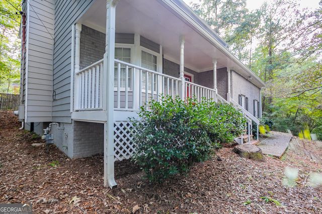 1507 Hillside Drive SE, Conyers, GA 30094