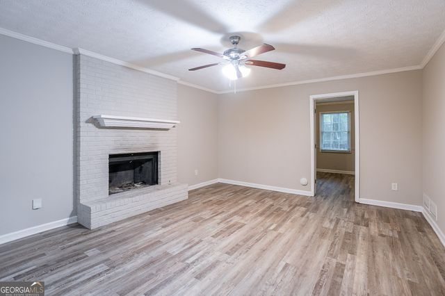 1507 Hillside Drive SE, Conyers, GA 30094