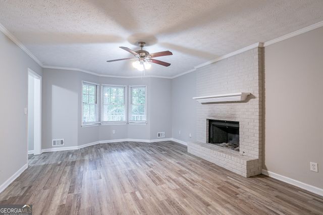 1507 Hillside Drive SE, Conyers, GA 30094