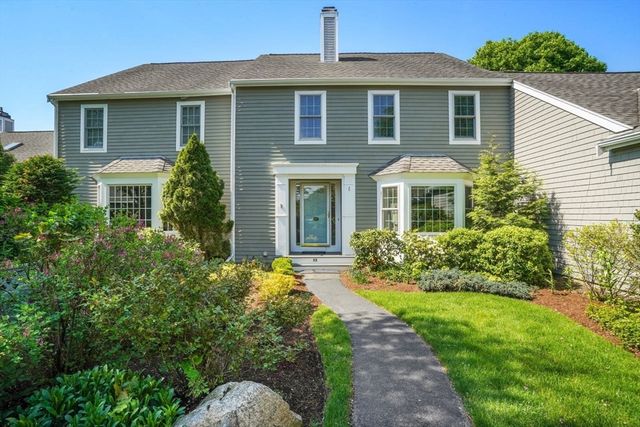 22 Floret Circle 22, Hingham, MA 02043