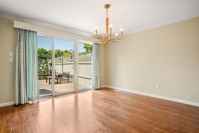 22 Floret Circle 22, Hingham, MA 02043