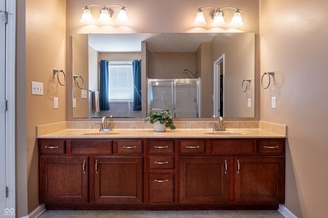 12394 Cold Stream Road, Noblesville, IN 46060
