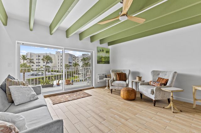 3500 S Ocean Boulevard 315, Palm Beach, FL 33480