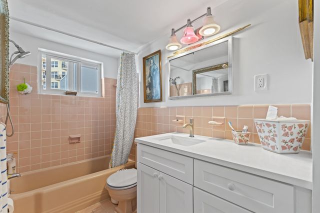 3500 S Ocean Boulevard 315, Palm Beach, FL 33480