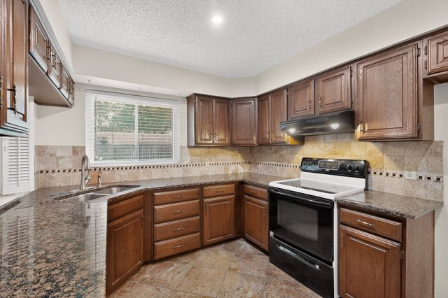 7305 Southridge Trail, Fort Worth, TX 76133