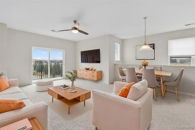 9812 Ridge Run 55, Howell, MI 48855