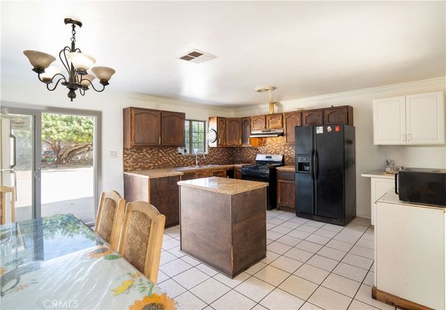 11044 Borden Avenue, Pacoima, CA 91331