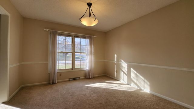 1009 SHEFFIELD CT, Columbia, MO 65203