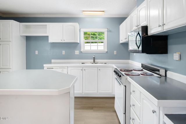 795 Patterson, Broadway, NC 27505