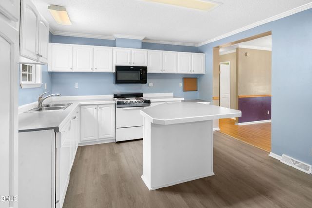 795 Patterson, Broadway, NC 27505