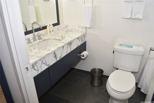 410 Atkinson Drive 2818, Honolulu, HI 96814