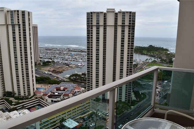 410 Atkinson Drive 2818, Honolulu, HI 96814