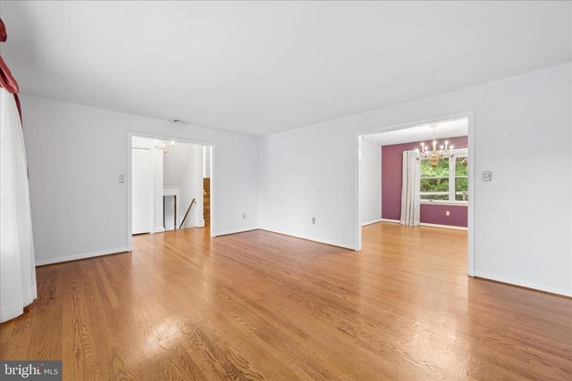 3884 POINT OF ROCKS RD, Jefferson, MD 21755