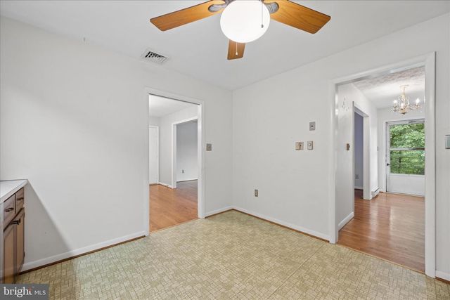 3884 POINT OF ROCKS RD, Jefferson, MD 21755