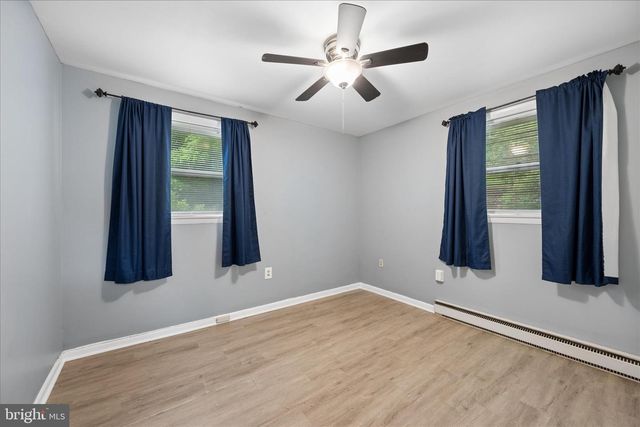 3884 POINT OF ROCKS RD, Jefferson, MD 21755