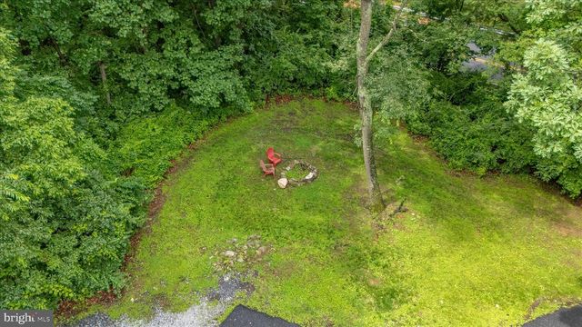 3884 POINT OF ROCKS RD, Jefferson, MD 21755