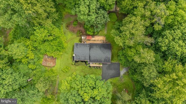3884 POINT OF ROCKS RD, Jefferson, MD 21755