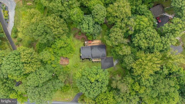 3884 POINT OF ROCKS RD, Jefferson, MD 21755