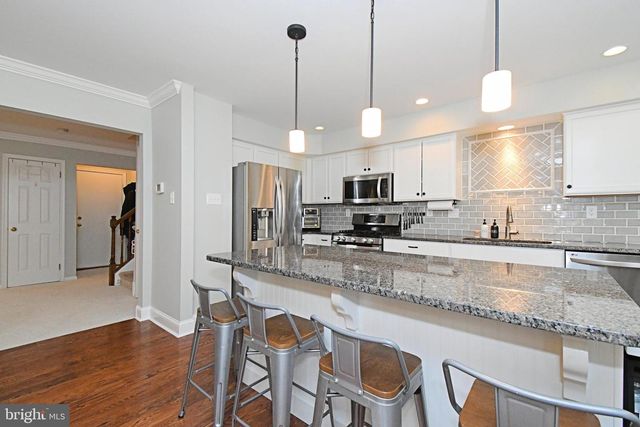 176 FILLY DR, North Wales, PA 19454