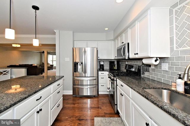 176 FILLY DR, North Wales, PA 19454