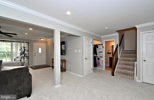 176 FILLY DR, North Wales, PA 19454