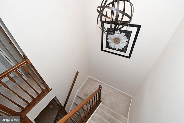 176 FILLY DR, North Wales, PA 19454