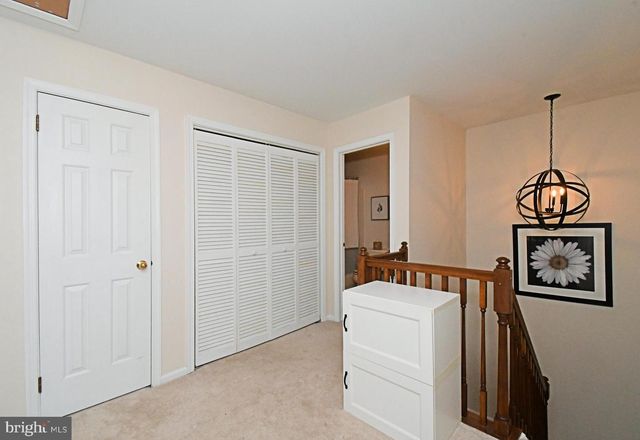 176 FILLY DR, North Wales, PA 19454