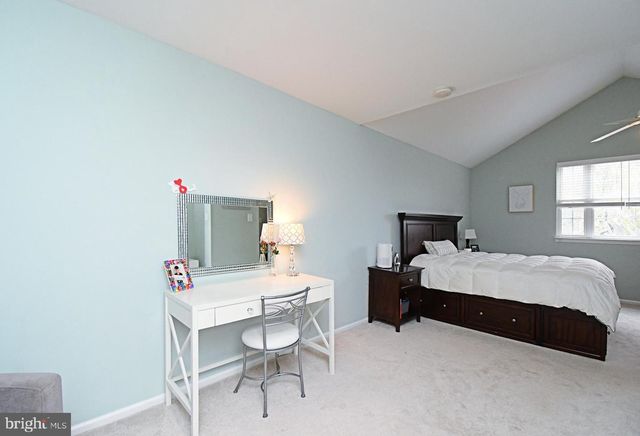 176 FILLY DR, North Wales, PA 19454