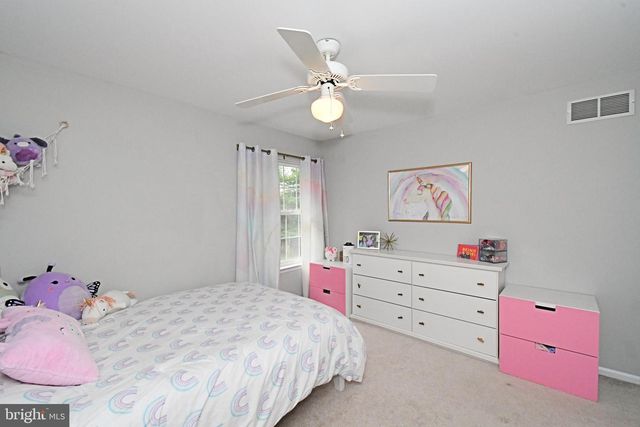 176 FILLY DR, North Wales, PA 19454