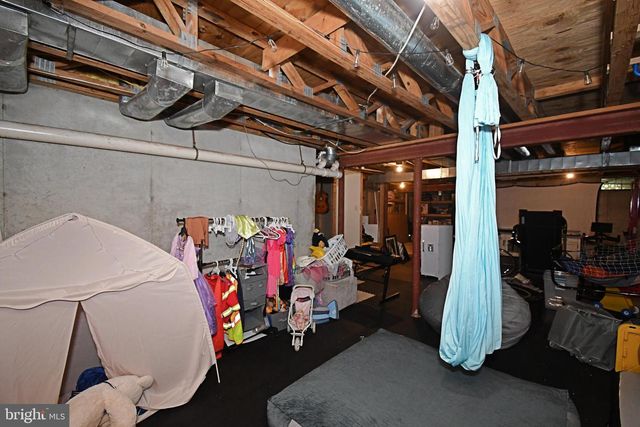 176 FILLY DR, North Wales, PA 19454