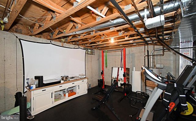 176 FILLY DR, North Wales, PA 19454