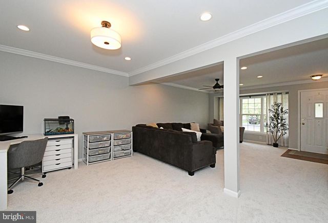 176 FILLY DR, North Wales, PA 19454