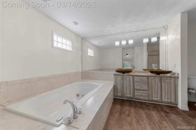 18890 Church Hill Drive, Riverview, MI 48193