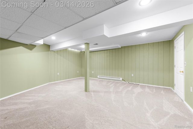 18890 Church Hill Drive, Riverview, MI 48193