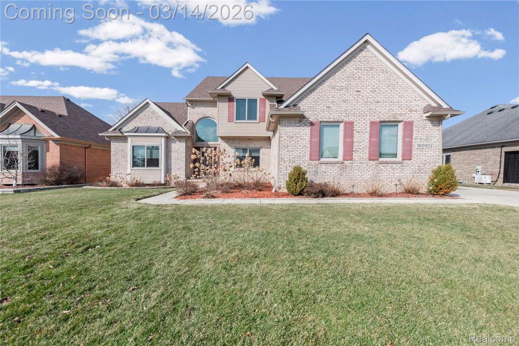 18890 Church Hill Drive, Riverview, MI 48193