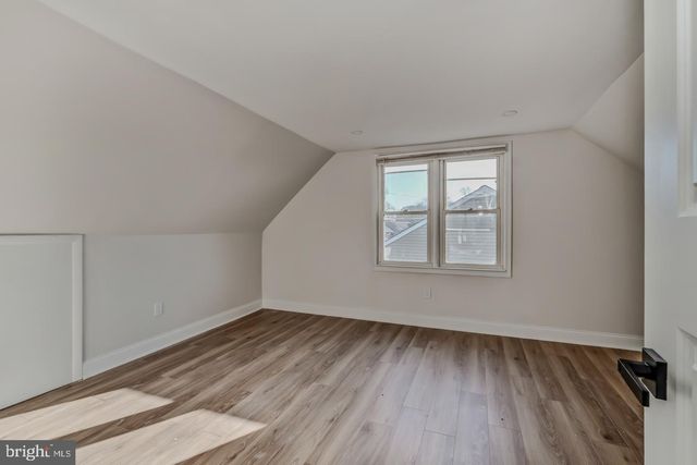 12 OVERBROOK AVE, Maple Shade, NJ 08052