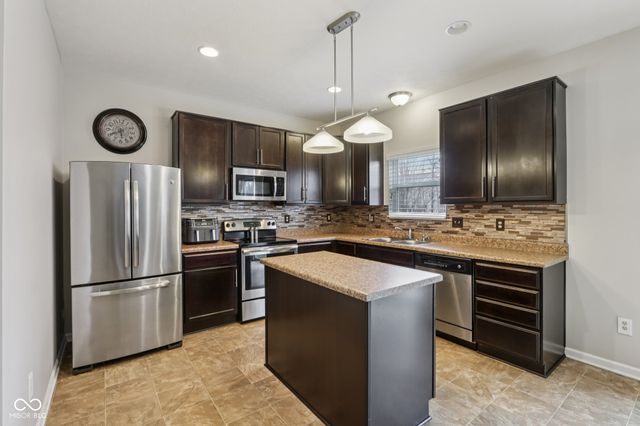 1826 Silverton Drive, Avon, IN 46123