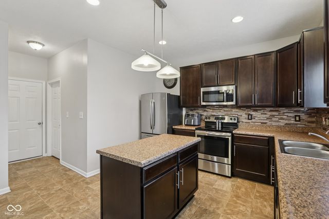 1826 Silverton Drive, Avon, IN 46123