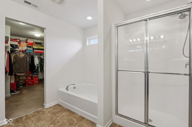 1826 Silverton Drive, Avon, IN 46123