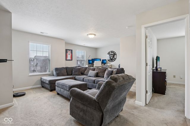 1826 Silverton Drive, Avon, IN 46123