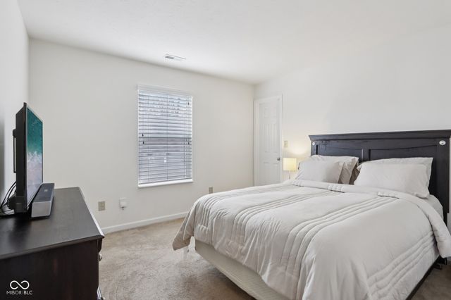 1826 Silverton Drive, Avon, IN 46123