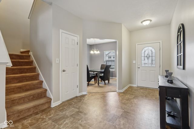 1826 Silverton Drive, Avon, IN 46123