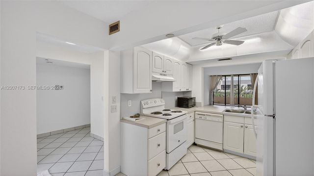 1850 Homewood Blvd 5010, Delray Beach, FL 33445